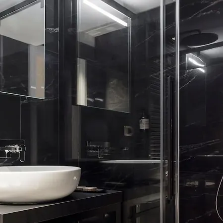 Motor Valley Styled - Luxury By Design Club Collection Apartment Bologna