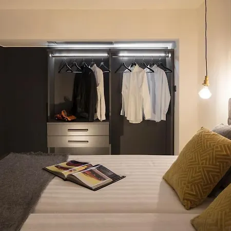 Motor Valley Styled - Luxury By Design Club Collection Apartment Bologna