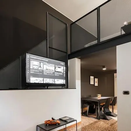 Motor Valley Styled - Luxury By Design Club Collection Appartement Bologne