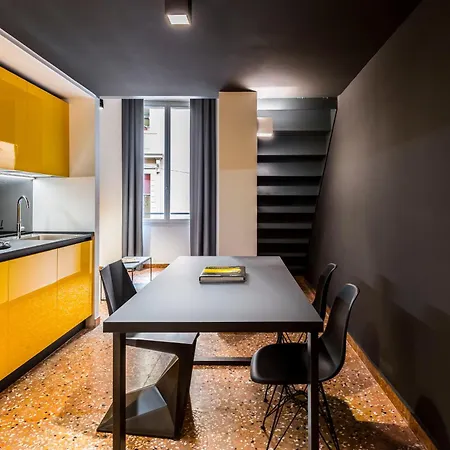 Motor Valley Styled - Luxury By Design Club Collection Apartmán *