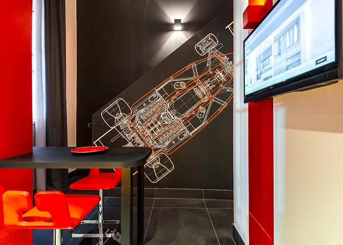 Motor Valley Styled - Luxury By Design Club Collection شقة *